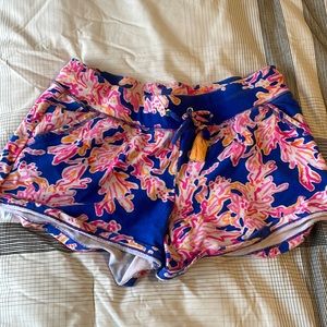 Lilly Coral Shorts